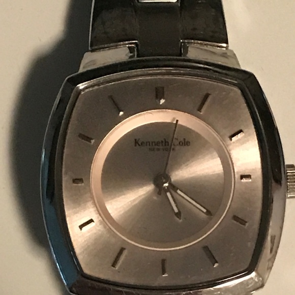 Kenneth Cole - Silver Watch with Pink Face - Picture 3 of 3